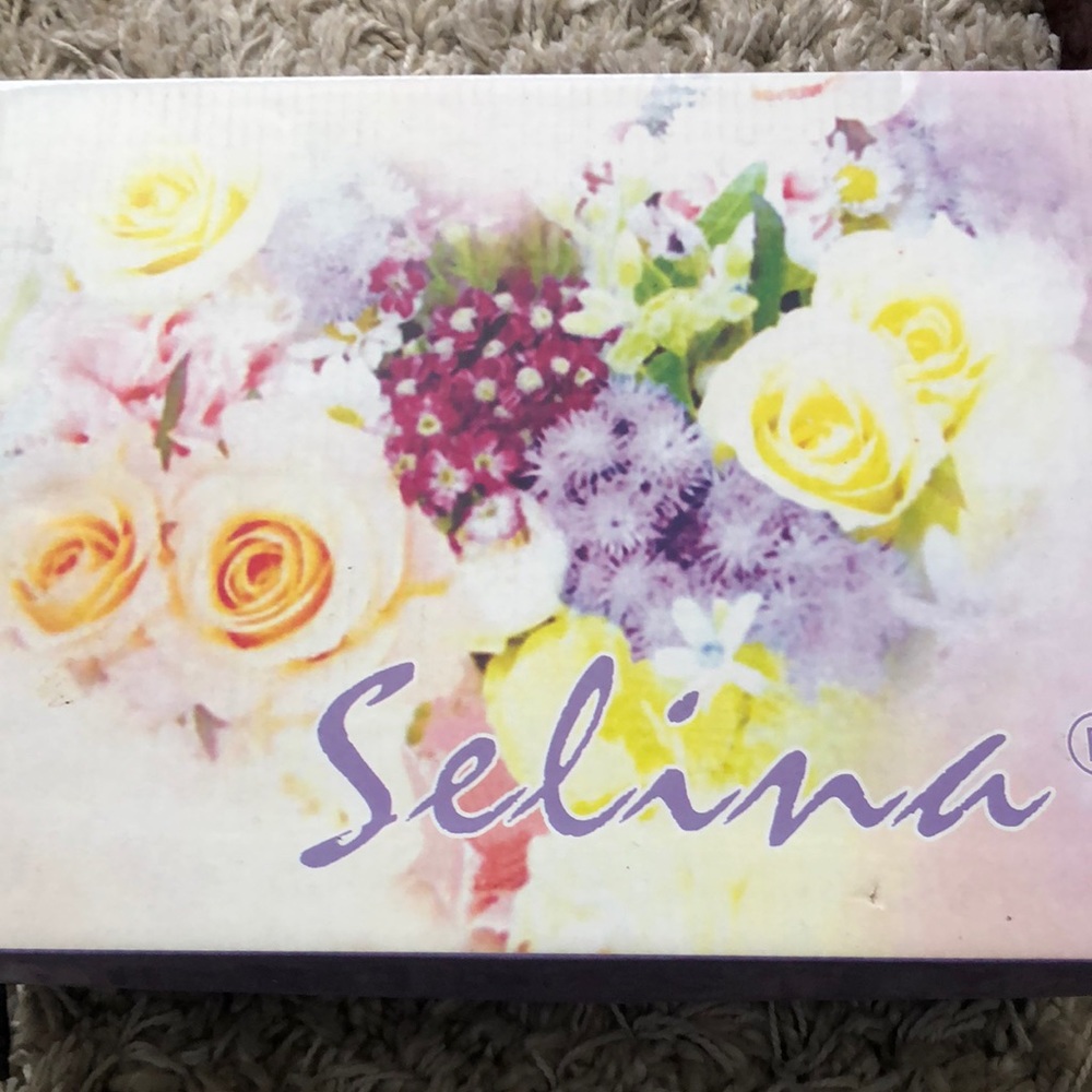 Heels - Picture 5 of 5